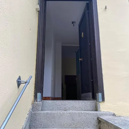Апартмент 27 Юли 31 Appartamento Varna