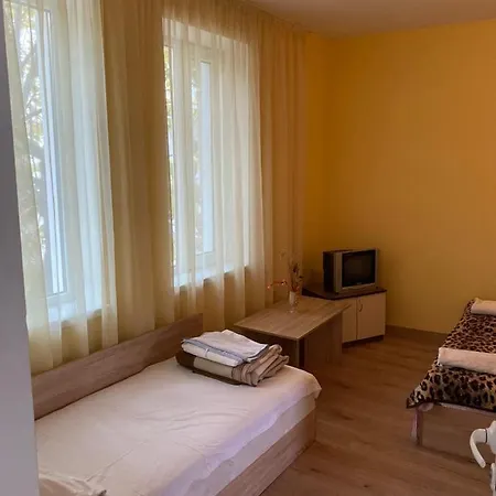 شقة апартмент 27 юли 2 فارنا